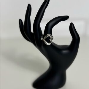 James Avery Retired Sterling Silver Abounding Heart Ring Size 5.75‎